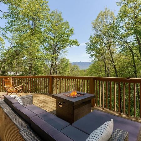 Grand Ole Chalet - Mt Viewsfireplacefirepitarcade Gatlinburg Εξωτερικό φωτογραφία