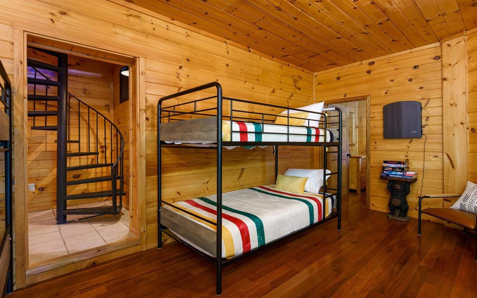 Grand Ole Chalet - Mt Viewsfireplacefirepitarcade Gatlinburg Εξωτερικό φωτογραφία